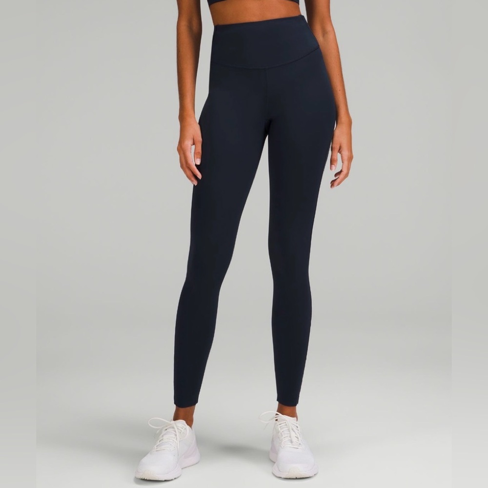 Lululemon Navy Base Race high rise tight 28” size 6
